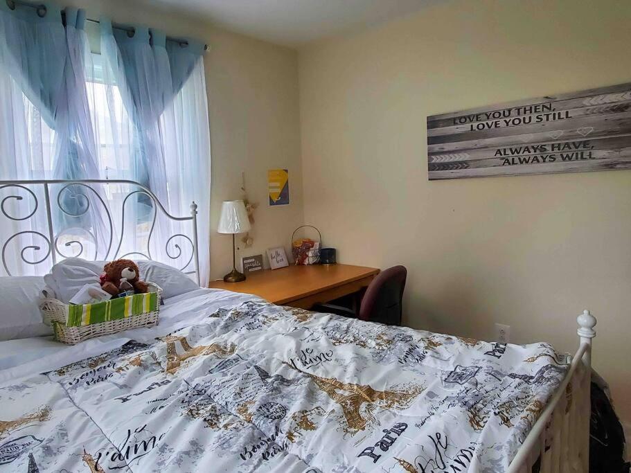 5 Star Room/Close To Town Center And Everything/5 Min Walk Metro Ρόκβιλ Εξωτερικό φωτογραφία